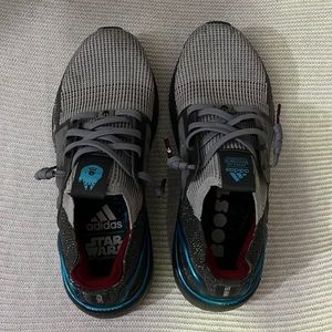 Gray and blue size 6 mens adidas limited edition Star Wars ultra boosts